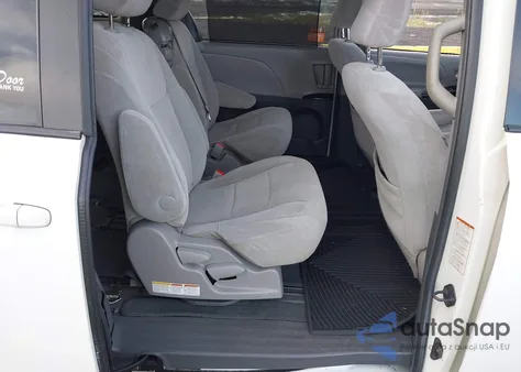 2016 Toyota Sienna Le 8 Passenger from USA, damaged, VIN 5TDKK3DC2GS694741